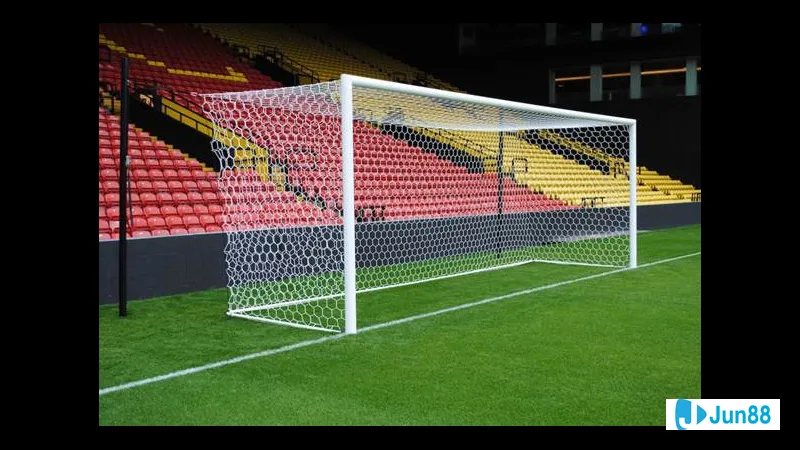 Khung thành thủ môn đầy kinh ngạc