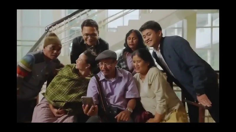 Cầu thủ Meghalaya và Services đối đầu trên sân cỏ