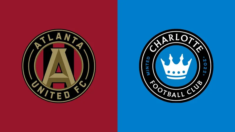 Cầu thủ Charlotte và Atlanta United đấu tranh gay gắt trên sân